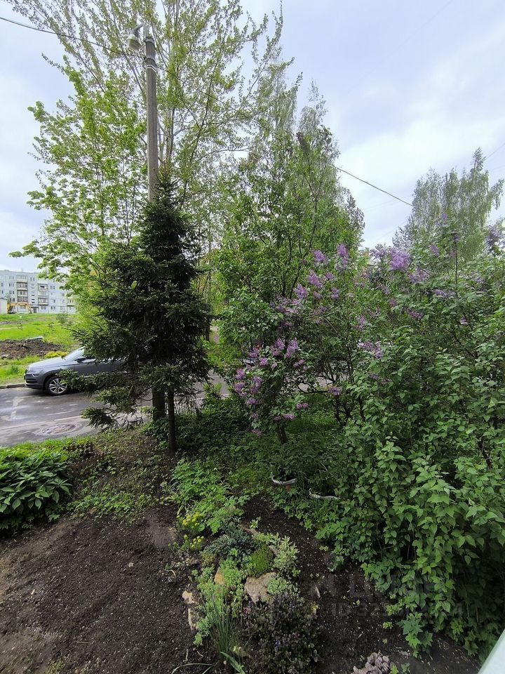 Продажа 4-комн квартиры на вторичном рынке Рябовское шоссе, 121К3