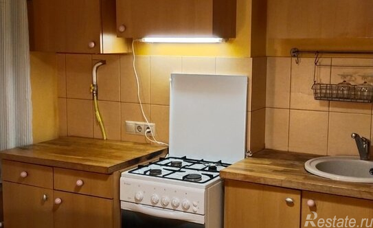 Продажа 2-комн квартиры на вторичном рынке Кленовый бульвар,  д. 7