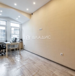 Продажа 2-комн квартиры на вторичном рынке 14-я линия,  д. 21