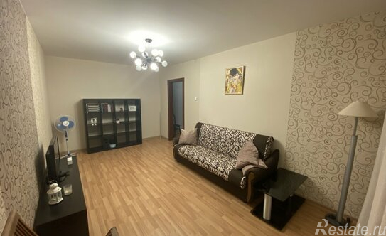 Аренда 2-комн квартиры на вторичном рынке Ломоносов г, Ораниенбаумский пр-кт,  д. 31