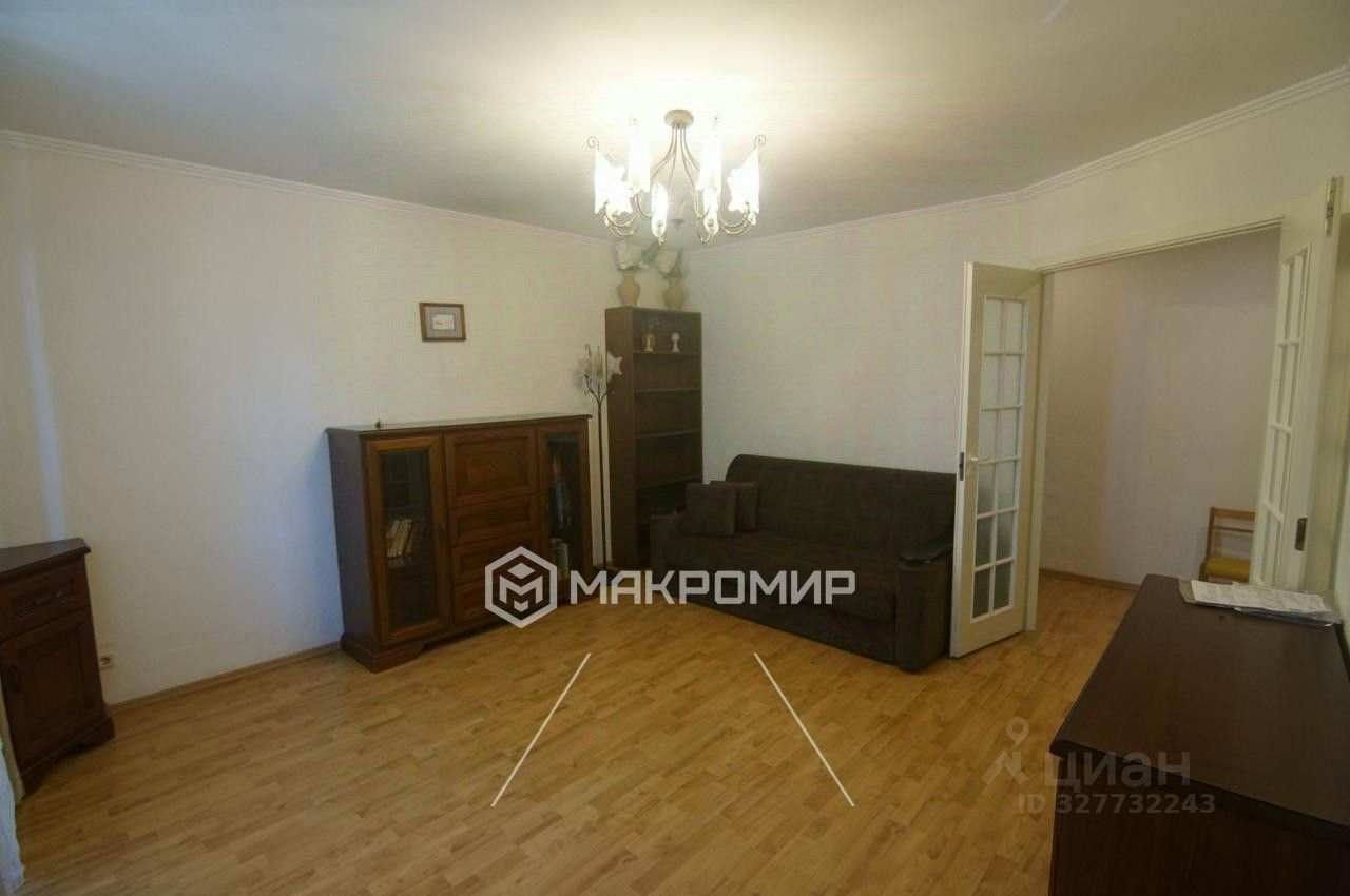 Продажа 2-комн квартиры на вторичном рынке Пушкин, Оранжерейная улица, 62
