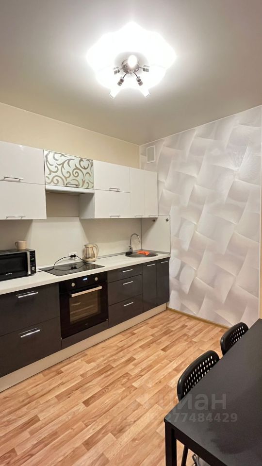 Аренда 1-комн квартиры на вторичном рынке набережная Реки Смоленки, 3к2