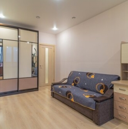 Продажа 2-комн квартиры на вторичном рынке Мурино, б-р Менделеева,  д. 8