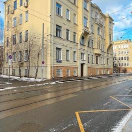 Продажа 4-комн квартиры на вторичном рынке Бауманская улица,  д. 28/25