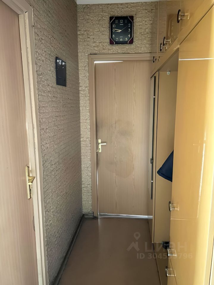 Продажа 2-комн квартиры на вторичном рынке Белозерская улица, 9А