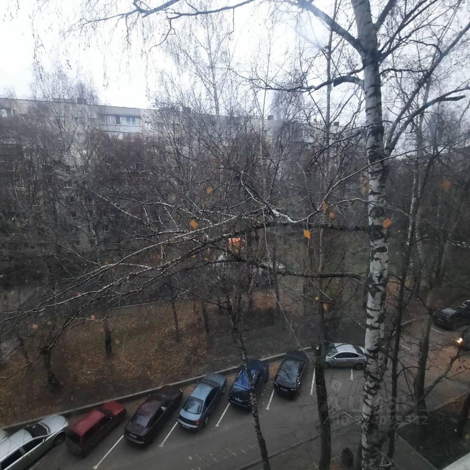 Продажа 2-комн квартиры на вторичном рынке улица Медиков, 15