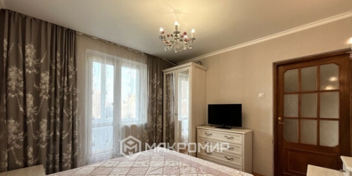3-комн квартира Клочков пер,  д. 4,  к. 2