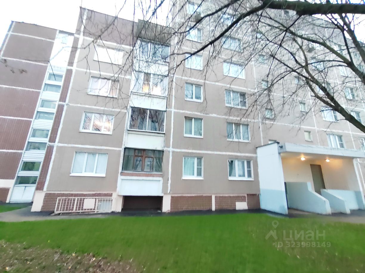 Аренда 1-комн квартиры на вторичном рынке Южнобутовская улица, 41