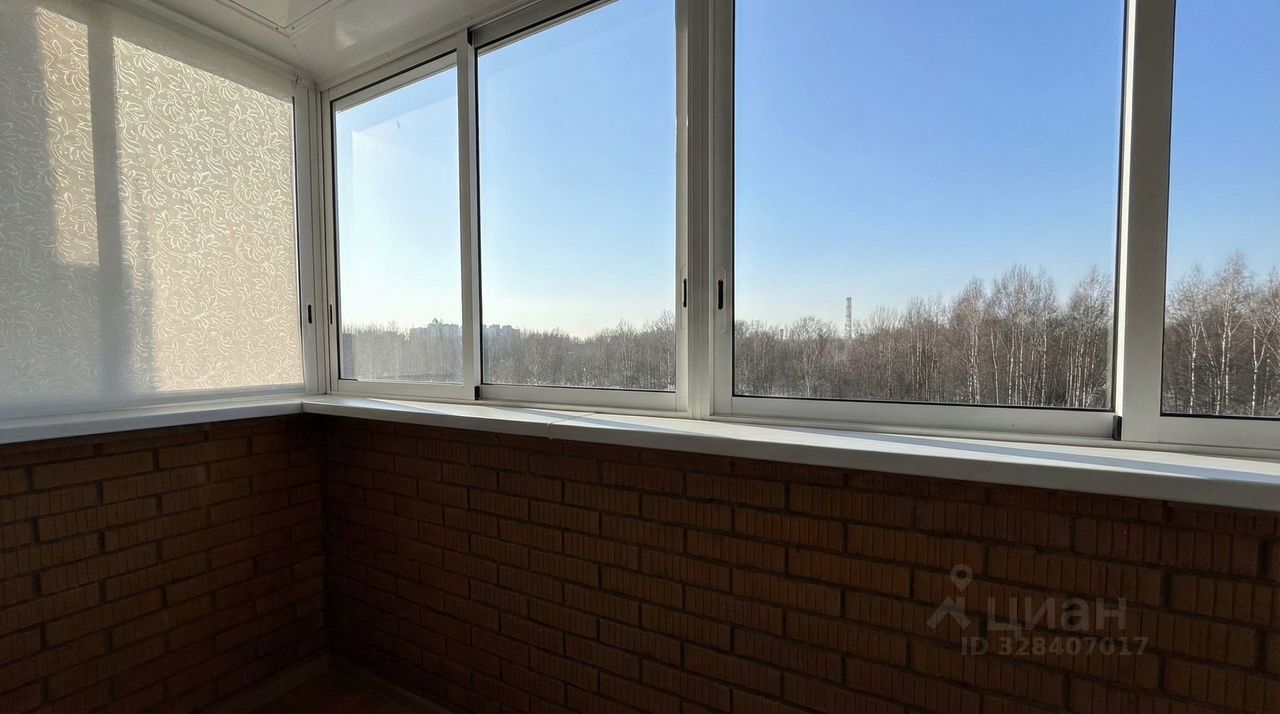Продажа 2-комн квартиры на вторичном рынке пос. Янино-1, улица Голландская, 10к2
