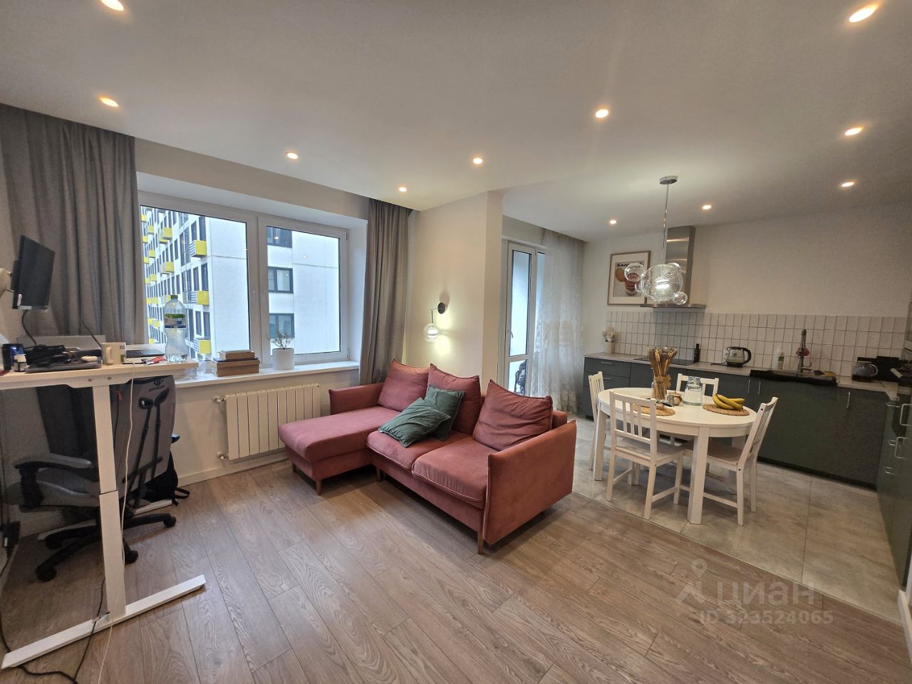 Продажа 2-комн квартиры на вторичном рынке улица Василия Ощепкова, 3