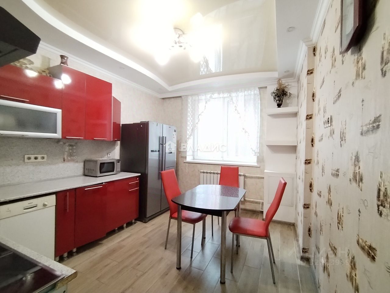 Продажа 4-комн квартиры на вторичном рынке Октябрьский пгт, улица Школьная, 1к2