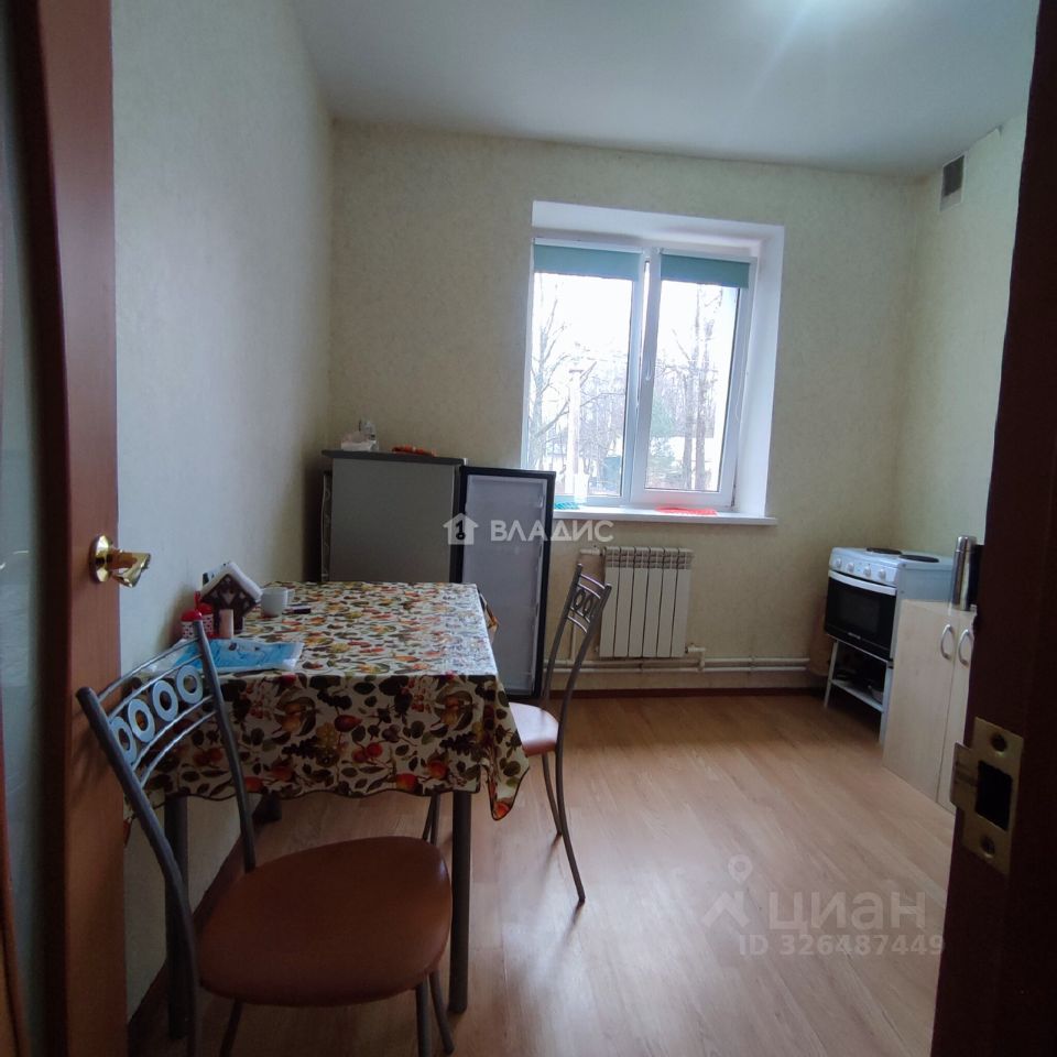 Продажа 1-комн квартиры на вторичном рынке д. Старая Руза, улица Дом творчества ВТО, 15
