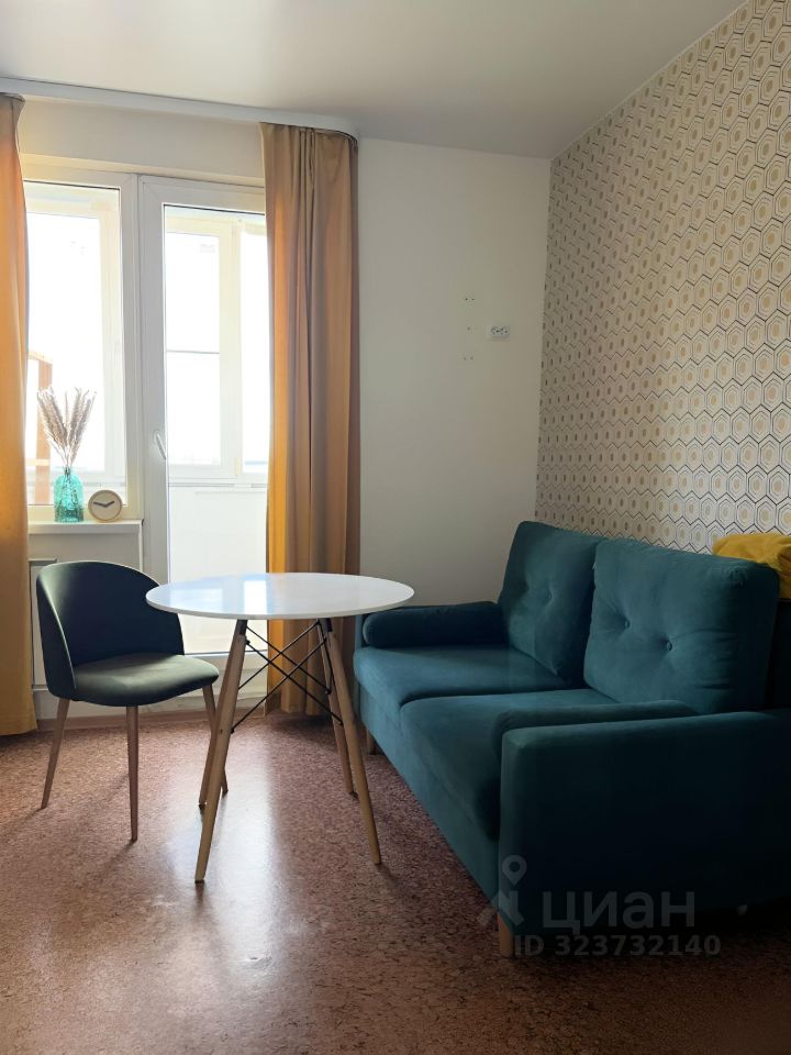 Аренда 1-комн квартиры на вторичном рынке улица Оптиков, 52к2