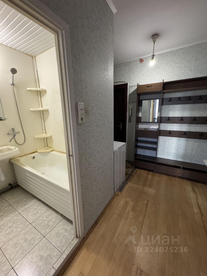 Продажа 1-комн квартиры на вторичном рынке улица Главмосстроя, 9