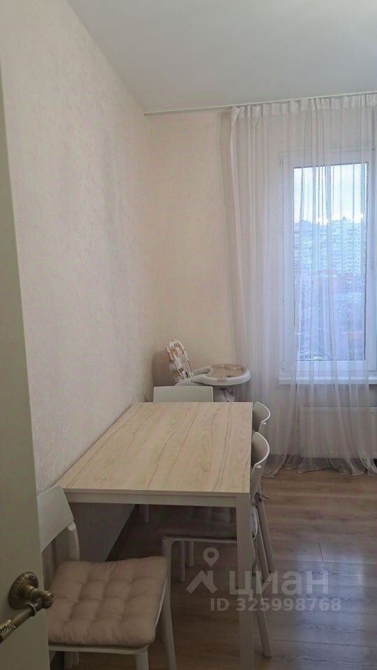 Аренда 3-комн квартиры на вторичном рынке Южное шоссе, 47к3