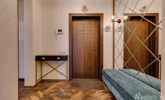 Продажа 4-комн квартиры на вторичном рынке ул Радужная,  д. 4