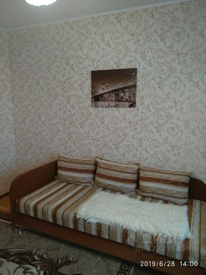 Продажа 2-комн квартиры на вторичном рынке Ореховый проезд, 15