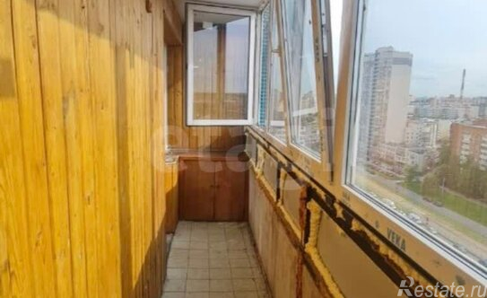 Продажа 1-комн квартиры на вторичном рынке проспект Авиаконструкторов,  д. 11 к1