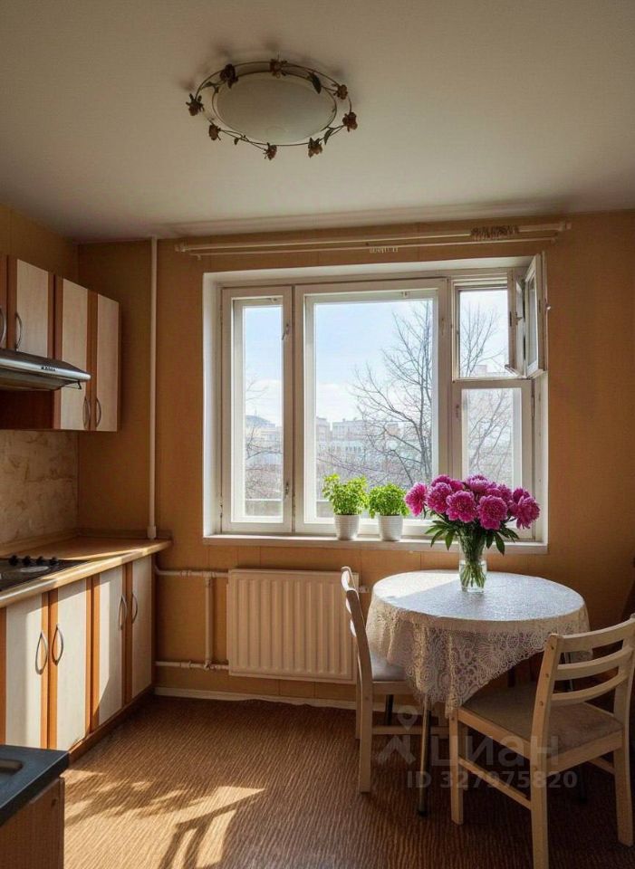 Продажа 1-комн квартиры на вторичном рынке улица Шаврова, 9