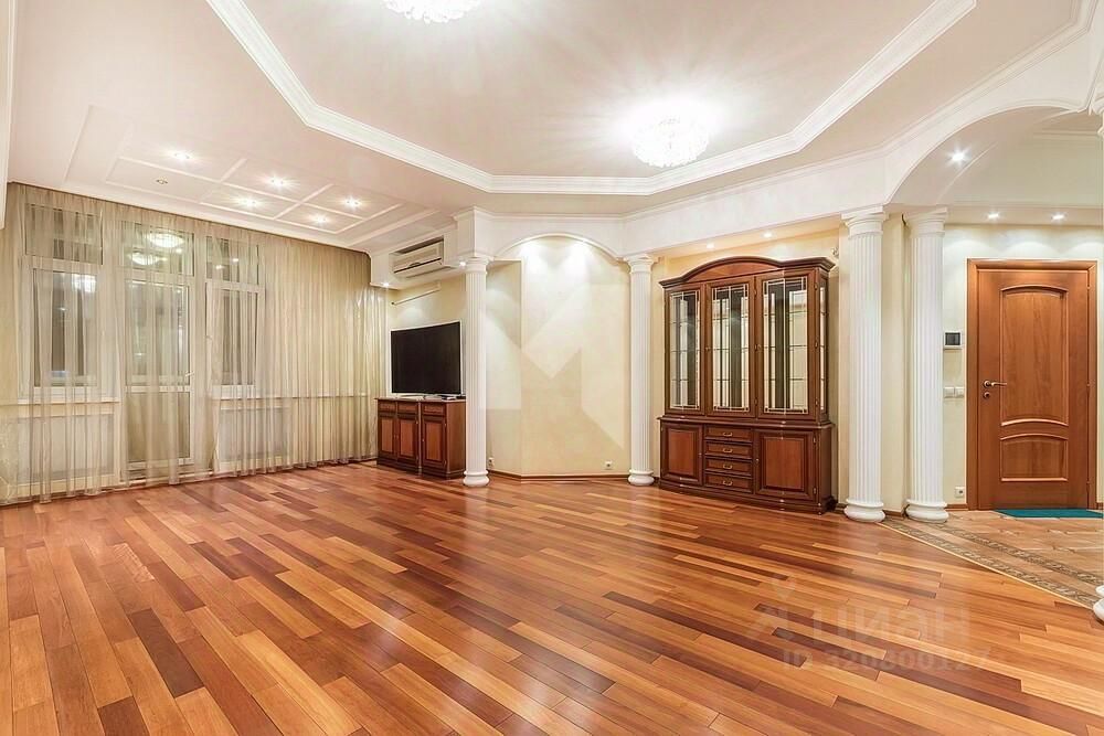 Продажа 4-комн квартиры на вторичном рынке Казарменный переулок, 3С6