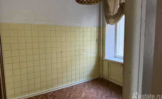 Продажа 4-комн квартиры на вторичном рынке ул Серафимовича,  д. 2