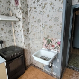 Продажа 2-комн квартиры на вторичном рынке Долгоозёрная улица,  д. 7