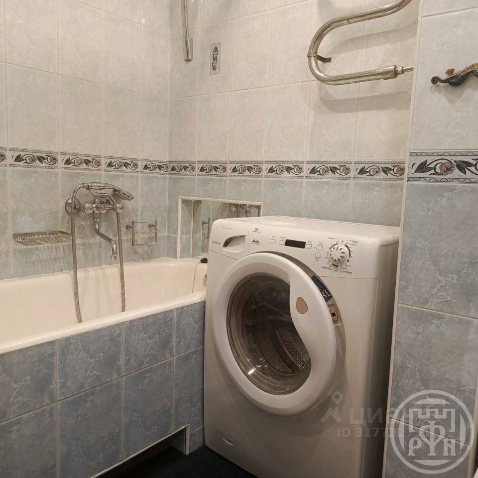 Продажа 1-комн квартиры на вторичном рынке улица Есенина, 12К1