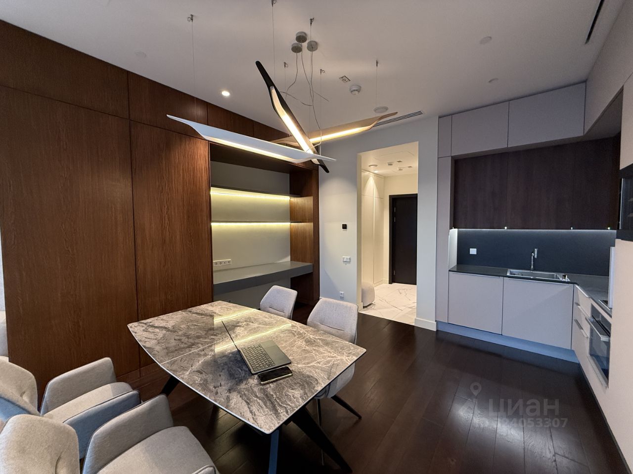 Продажа 2-комн квартиры на вторичном рынке набережная Пресненская, 12