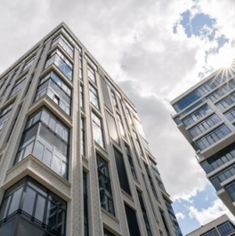 Продажа 2-комн квартиры на вторичном рынке проспект Генерала Дорохова,  д. 39 к2И