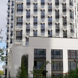 Продажа 2-комн квартиры на вторичном рынке Народного Ополчения ул,  д. 15 к1