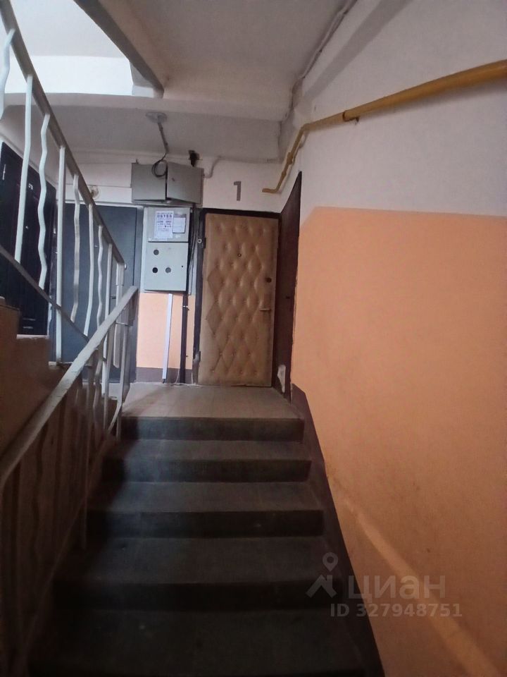 Продажа 3-комн квартиры на вторичном рынке 2-й мкр,  д. 36