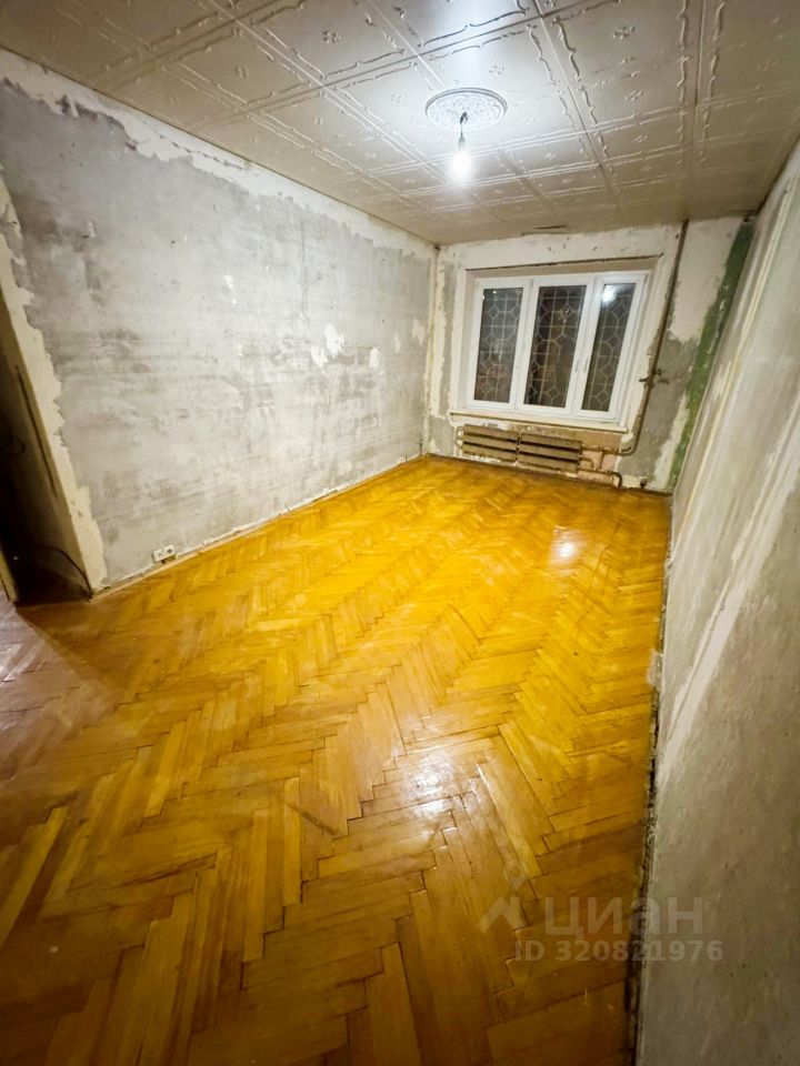 Продажа 3-комн квартиры на вторичном рынке Чертановская улица, 3К2