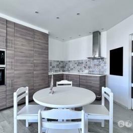 Аренда 3-комн квартиры на вторичном рынке улица Генерала Белобородова,  д. 27