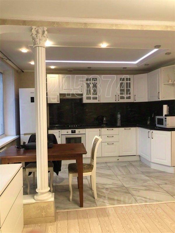 Аренда 2-комн квартиры на вторичном рынке переулок Берников, 2