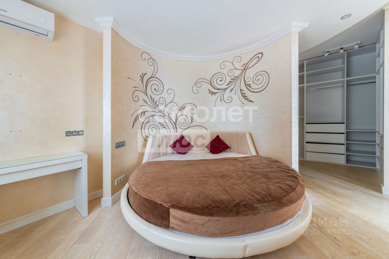 Продажа 3-комн квартиры на вторичном рынке Красногорск, Лесная улица, 14