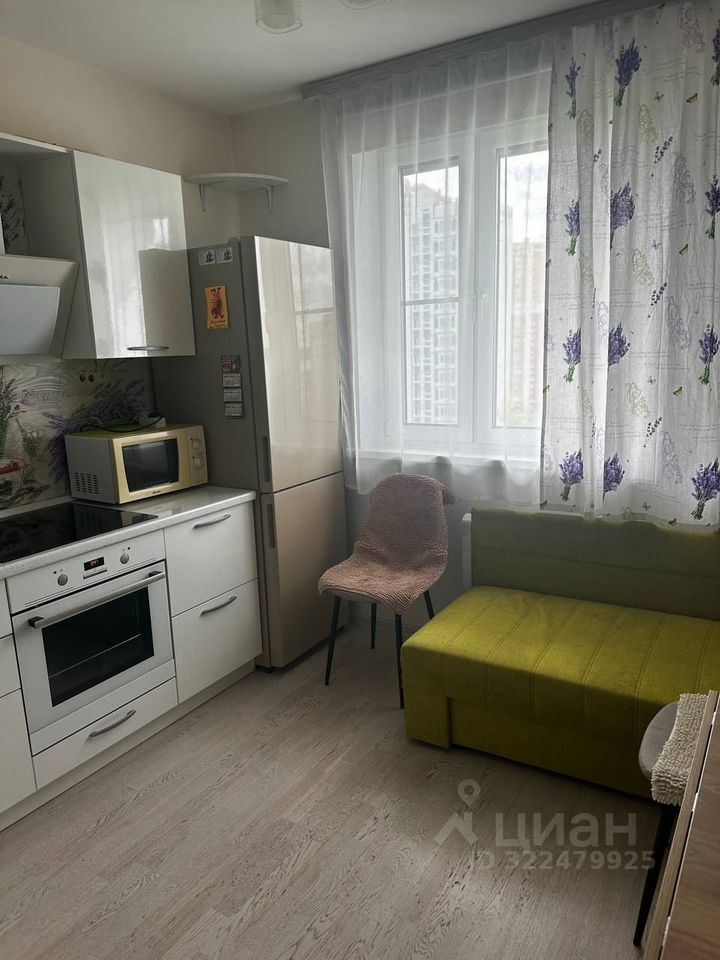 Аренда 1-комн квартиры на вторичном рынке улица Твардовского, 13К2