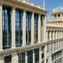 Продажа 2-комн квартиры на вторичном рынке Верхняя улица,  д. 20 к1