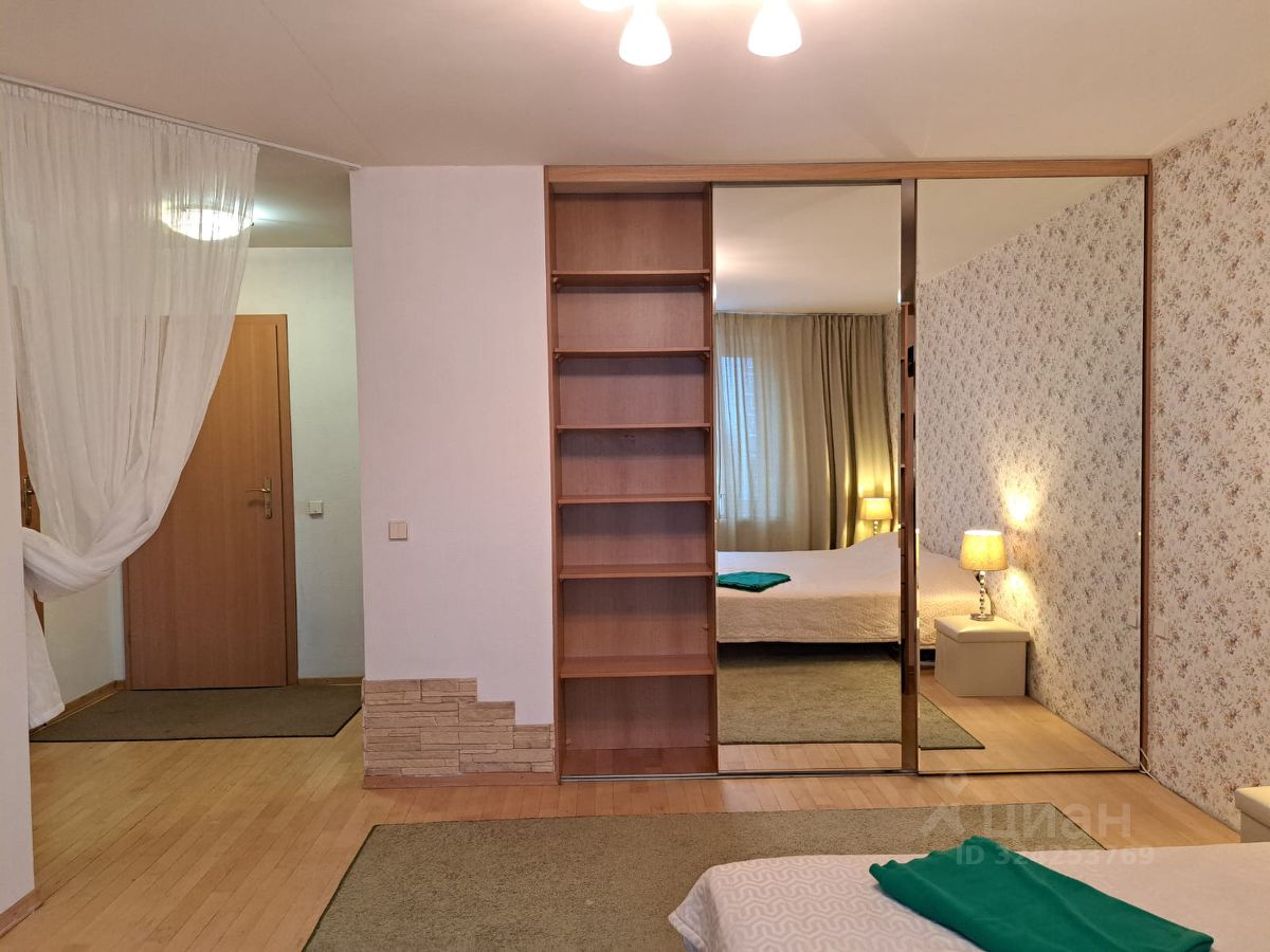 Аренда 1-комн квартиры на вторичном рынке Михалковская улица, 15