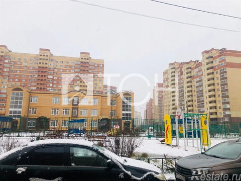 Продажа 1-комн квартиры на вторичном рынке Свердловский, Молодежная ул,  д. 4