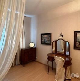 Аренда 2-комн квартиры на вторичном рынке улица Маши Порываевой,  д. 38