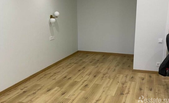 Продажа 1-комн квартиры на вторичном рынке Енисейская улица,  д. 34