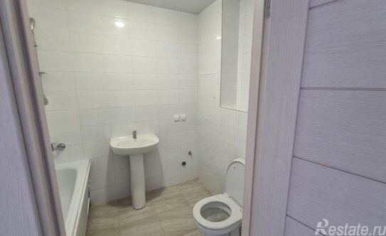 Продажа 3-комн квартиры на вторичном рынке улица Вертолётчиков,  д. 2