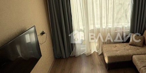2-комн квартира улица Есенина, 8К1