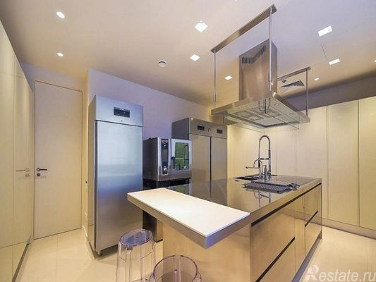 Продажа 6-комн квартиры на вторичном рынке 1-й Тружеников пер,  д. 17А