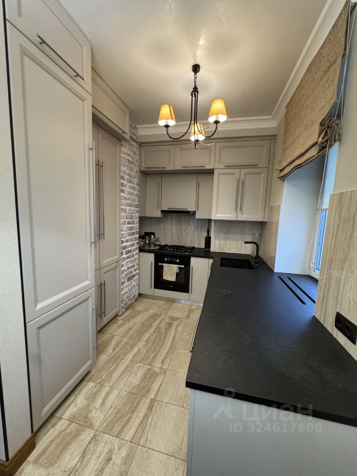 Аренда 3-комн квартиры на вторичном рынке Капельский переулок, 13