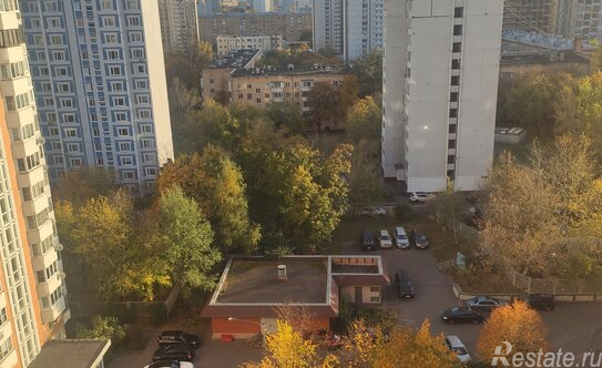 Продажа 2-комн квартиры на вторичном рынке Хованская улица,  д. 6