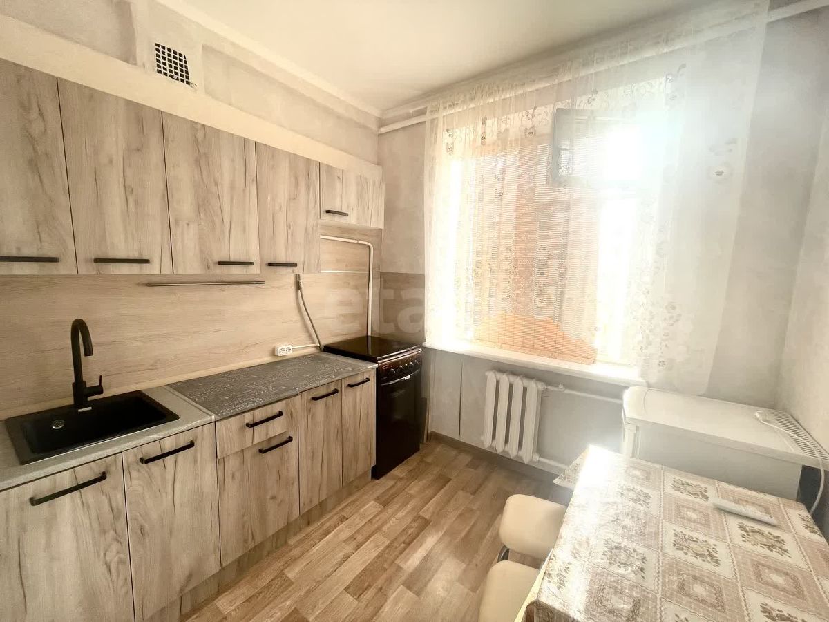 Продажа 2-комн квартиры на вторичном рынке Звездный бульвар, 38К2