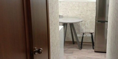 3-комн квартира улица Танкиста Хрустицкого, 7