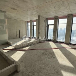 Продажа 1-комн квартиры на вторичном рынке ул Светланова,  д. 11,  к. 2