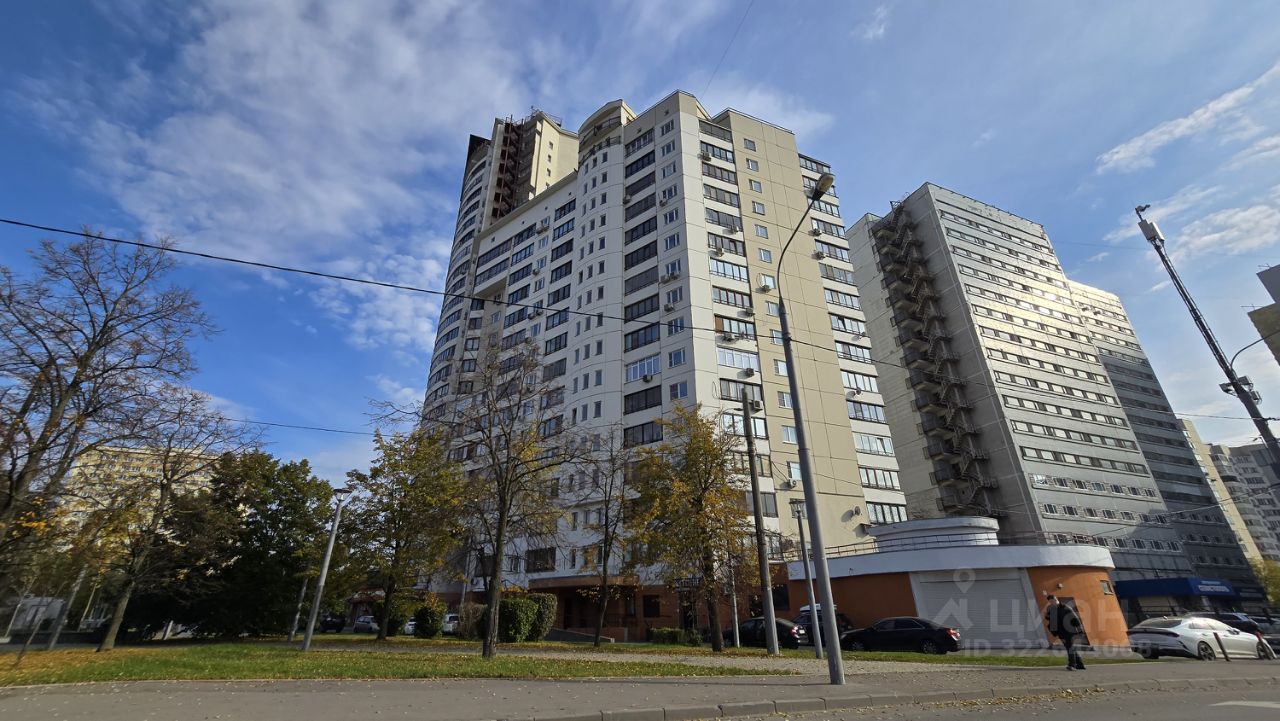 Продажа 2-комн квартиры на вторичном рынке Азовская улица, 24К2